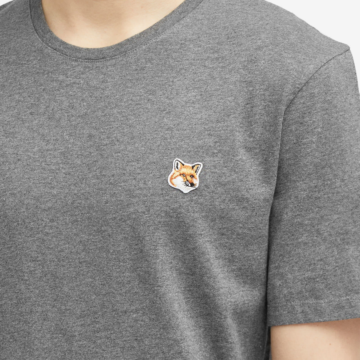 MAISON KITSUNÉ TEE-SHIRT FOX HEAD PATCH Maison Kitsuné Men's Fox Head Patch Regular T-Shirt in Dark Grey