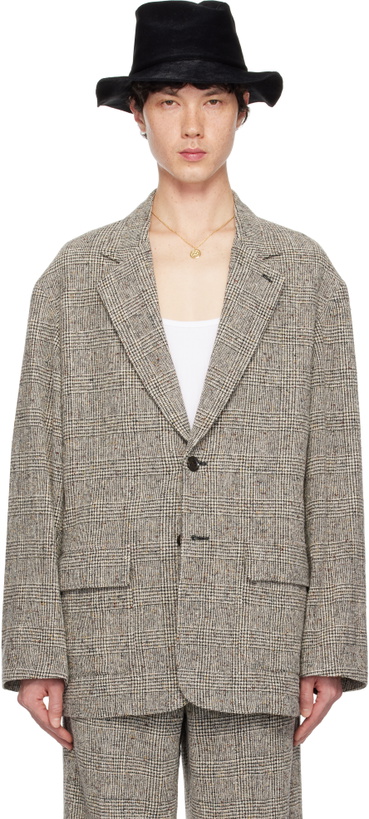 Photo: International Gallery BEAMS Black & White Drapey Blazer