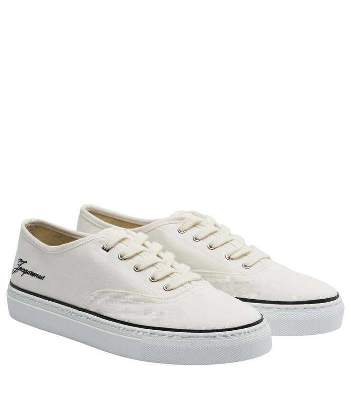 Photo: Jacquemus Féfé canvas sneakers