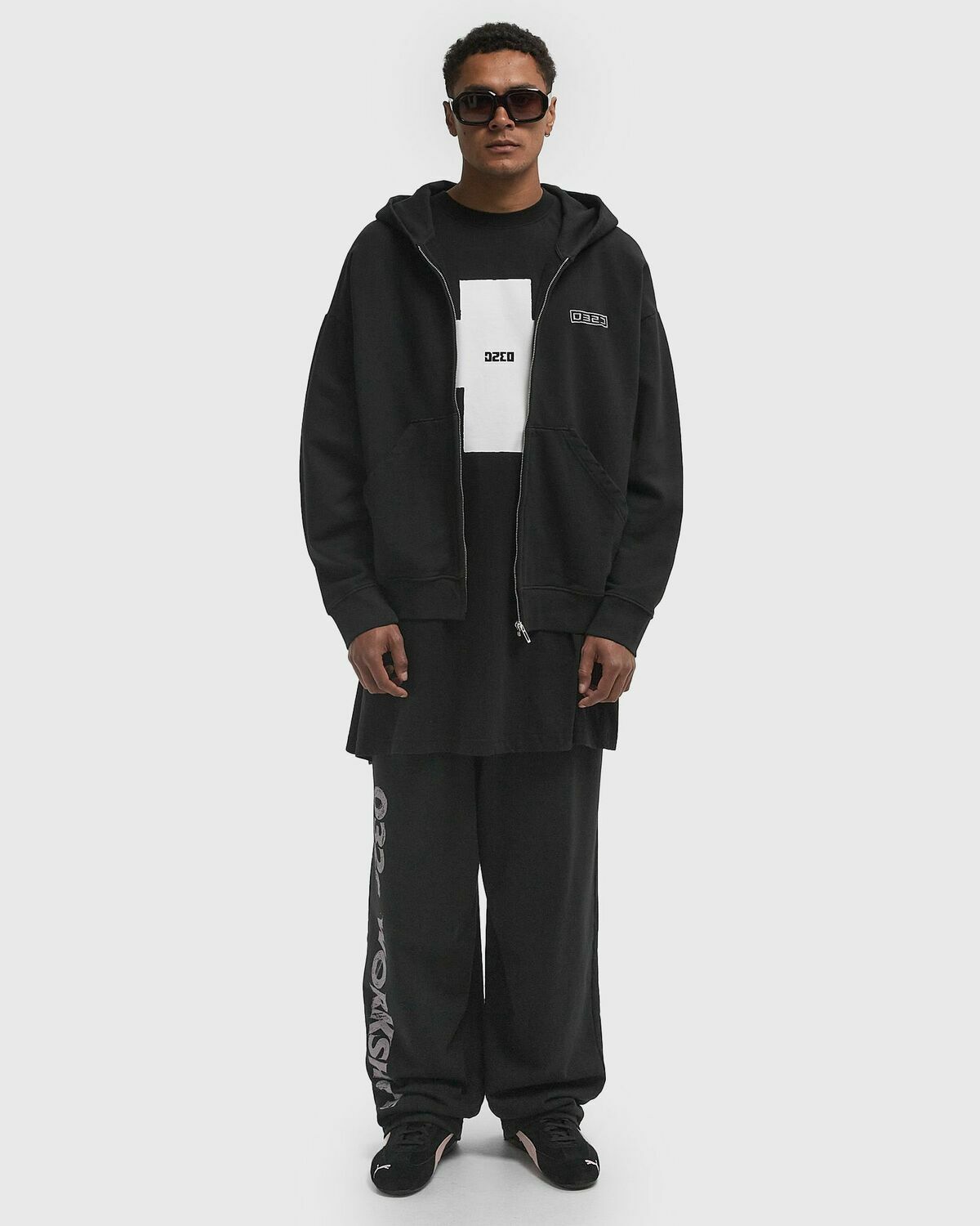 032c OUTLAW OVERSIZED SWEATPANTS Black Men