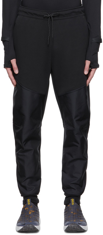 Photo: Nike Black Tech Lounge Pants