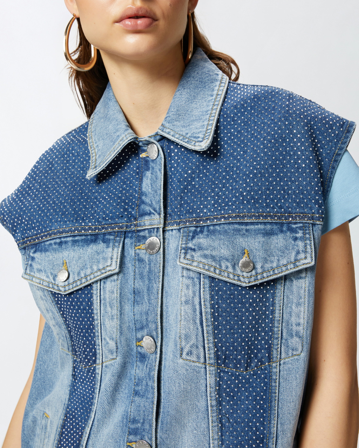 Pinko Sleeveless Denim Jacket With Mini Studs Mid Wash