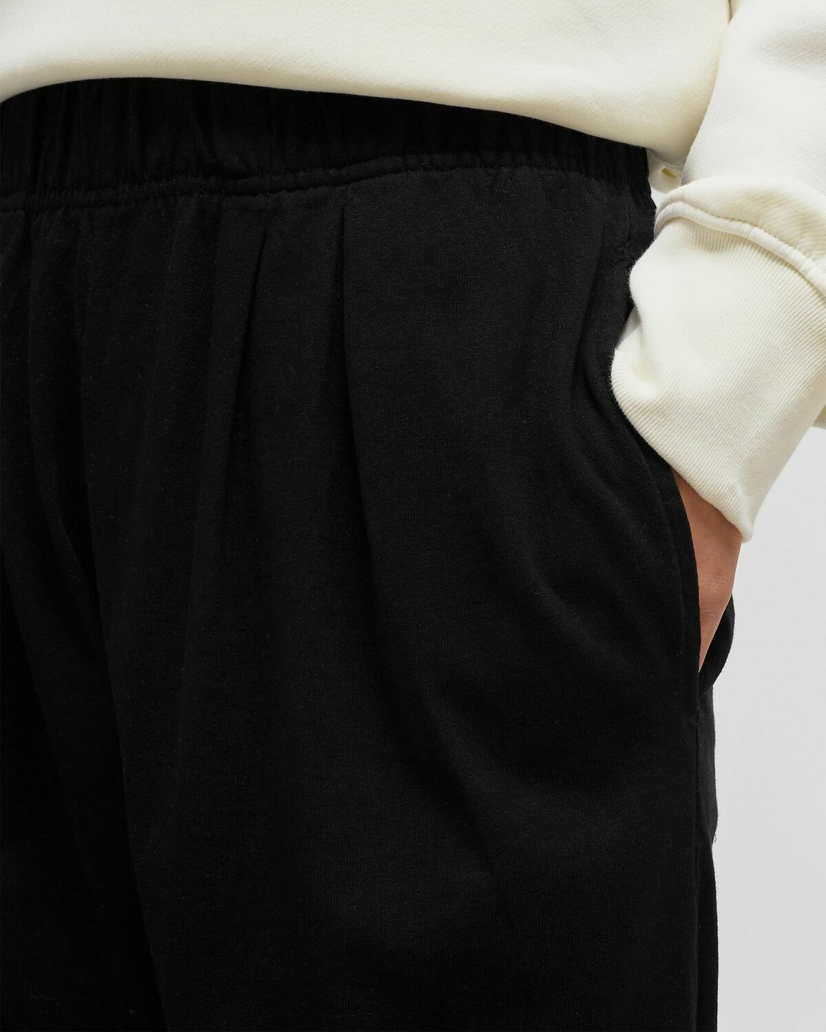Les Tien Pleat Front Pant Black Casual Pants