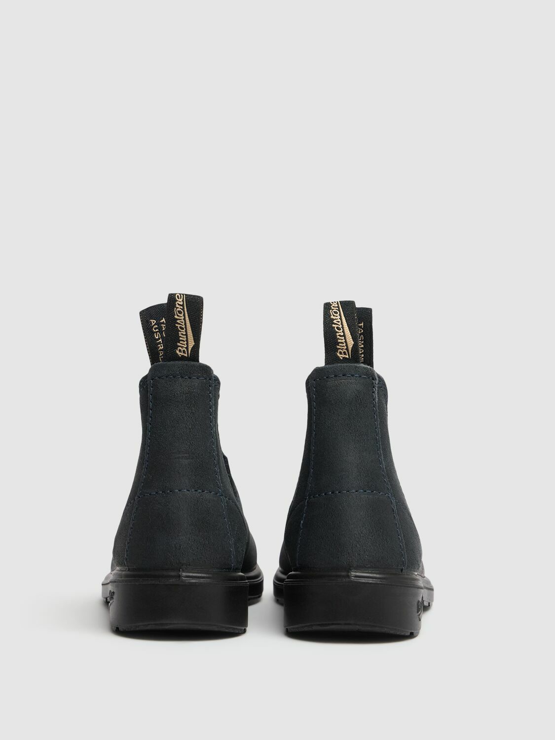 BLUNDSTONE Suede Chelsea Boots