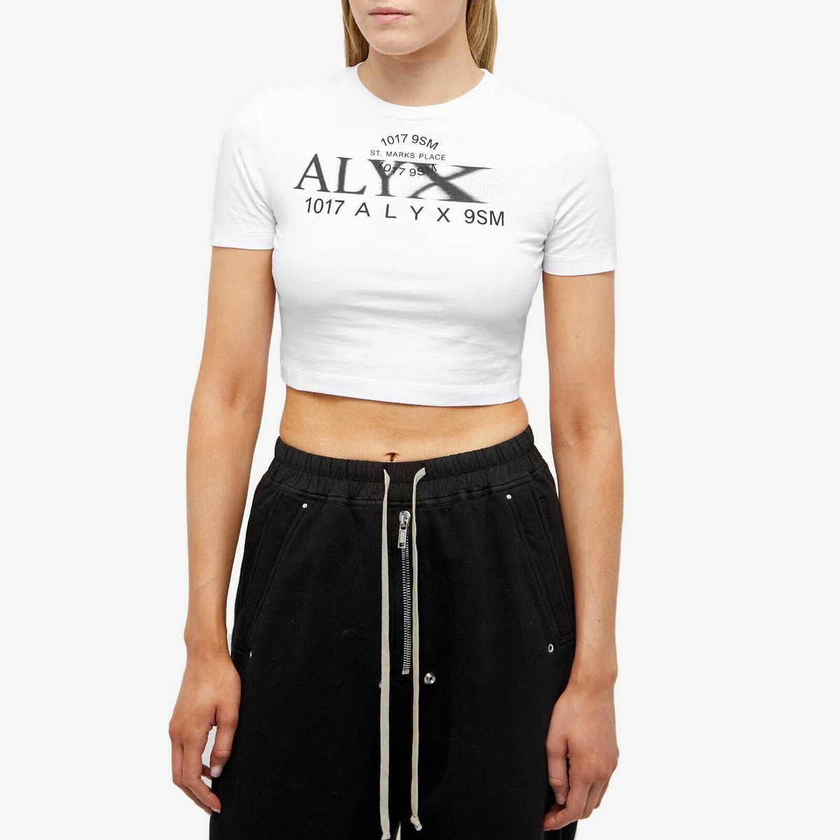 1017 ALYX 9SM Women's Fitted Logo Crop T-Shirt in White 1017 ALYX 9SM