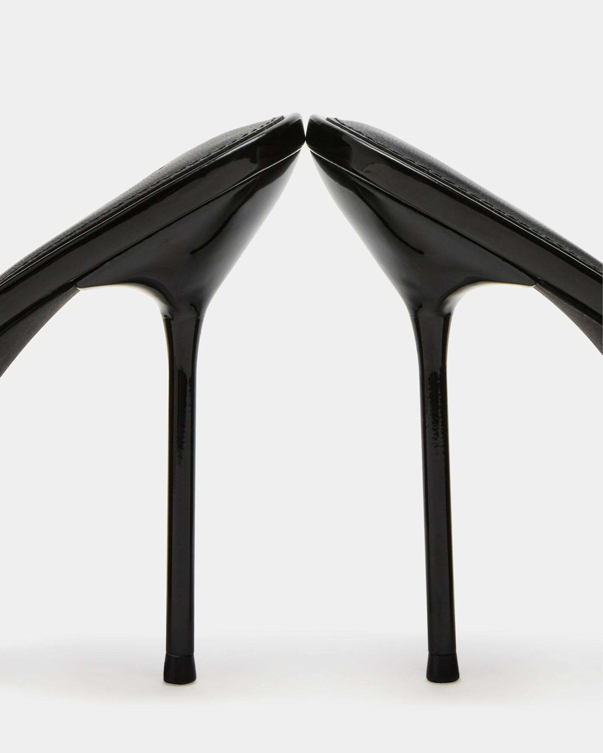 Steve Madden Davina Heels in Black Patent