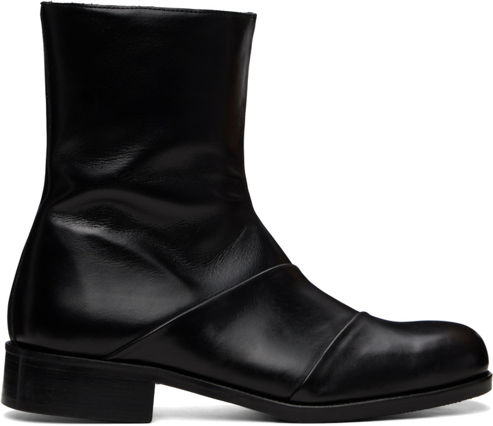 Photo: HEREU Black Sendre Boots