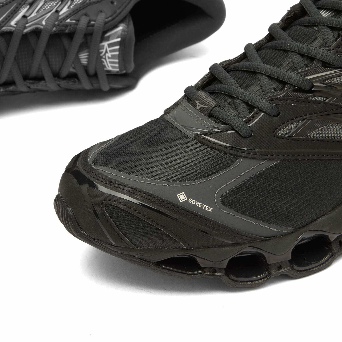 Mizuno WAVE PROPHECY LS GTX Sneaker in Black Sand/Black