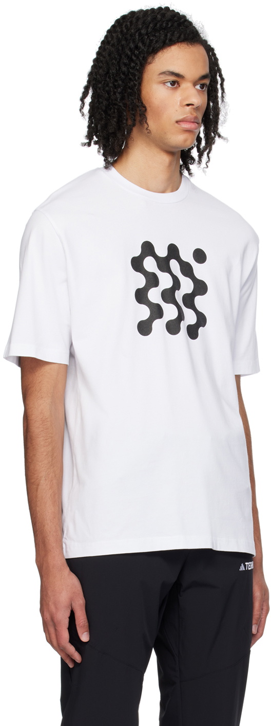 Manors Golf White Eighteenth T-Shirt