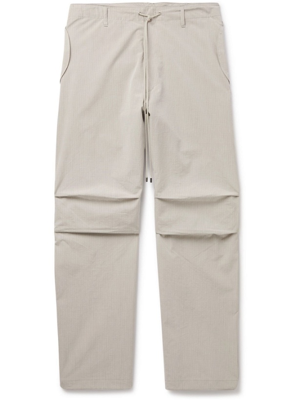 Photo: Auralee - Finx Washed Cotton-Ripstop Drawstring Trousers - Gray