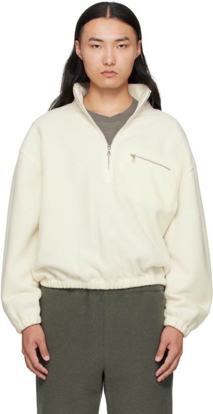 Photo: Rier Off-White Fleece Sweater