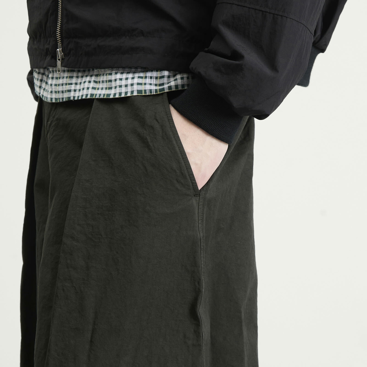 YMC Men's Garment Dye Deadbeat Trousers in Dark Green