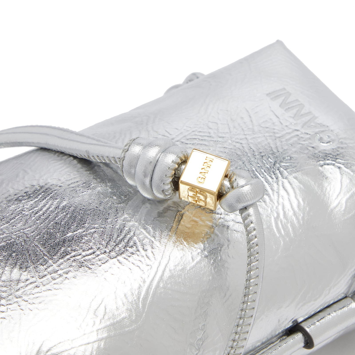 GANNI Women's Bou Crossbody Metallic in Silver 
