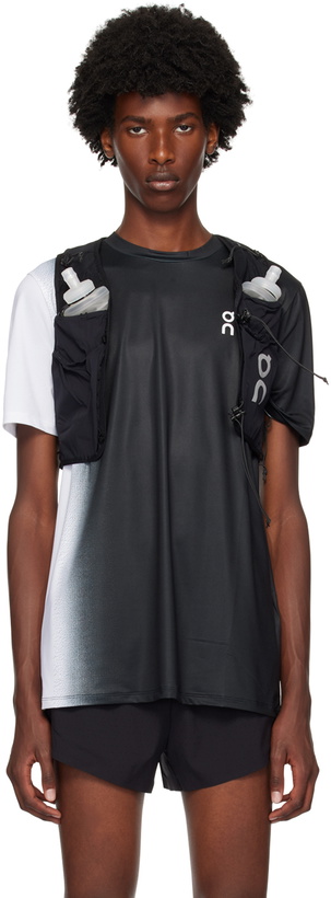 Photo: On Black Ultra 10L Vest