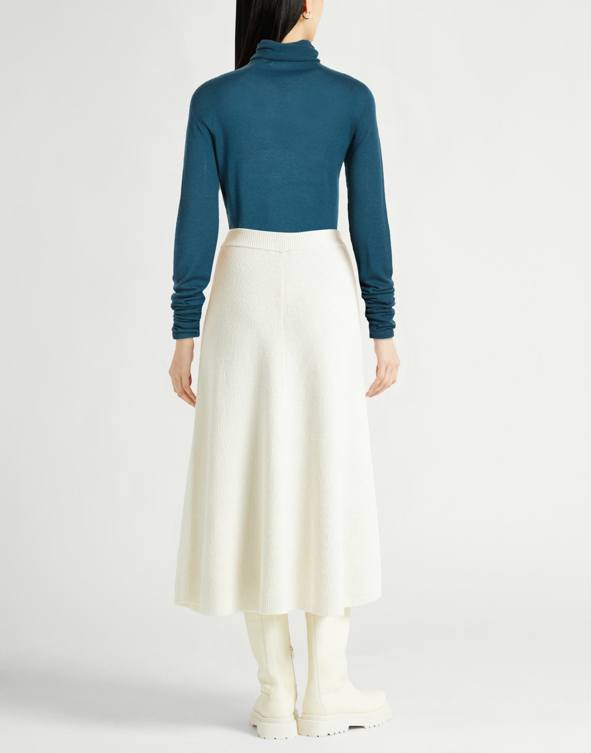 Majestic Filatures Womens Turtleneck Deep teal