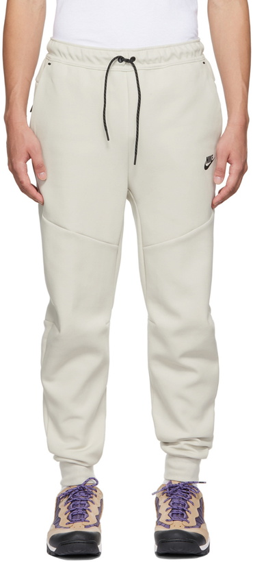 Photo: Nike Beige Sportswear Lounge Pants