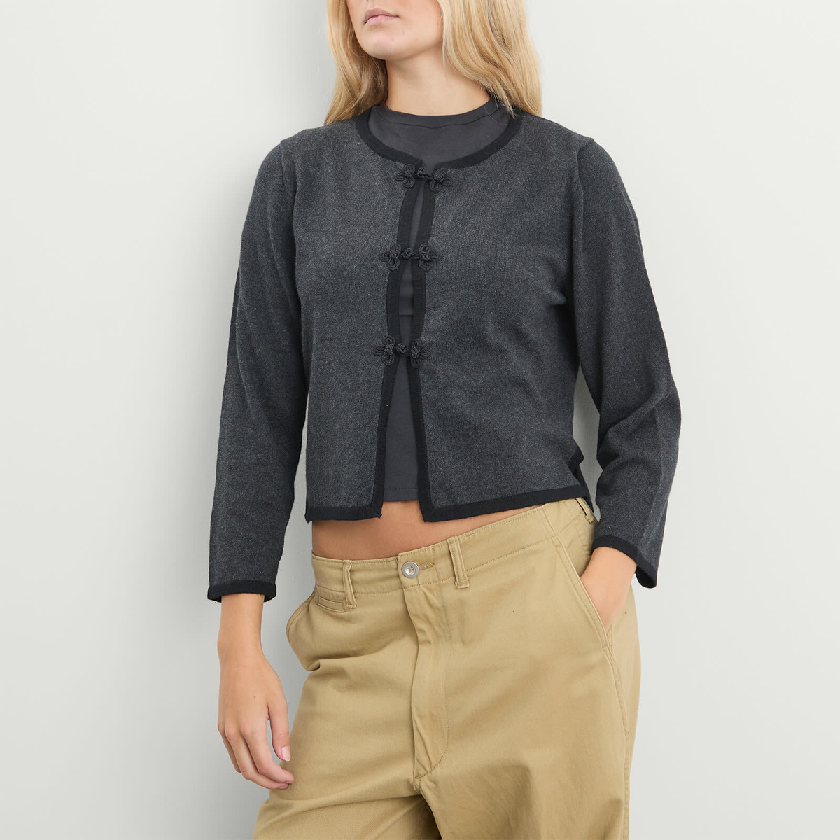 Beams Boy Women's China Trim Cardigan in Charcoal Grey