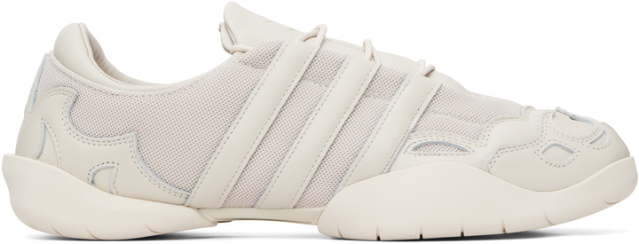 Photo: Y-3 Beige REGU 2002 Sneakers