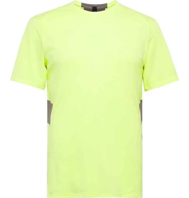 Photo: Lululemon - Fast and Free Breathe Light Mesh T-Shirt - Yellow