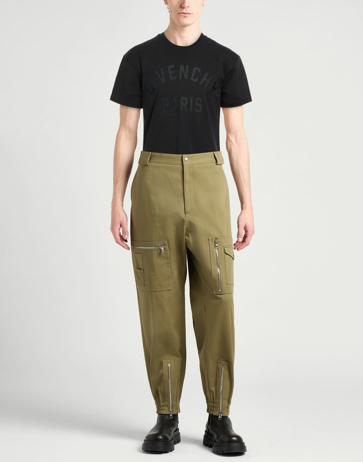 Givenchy Mens T-shirt in Black