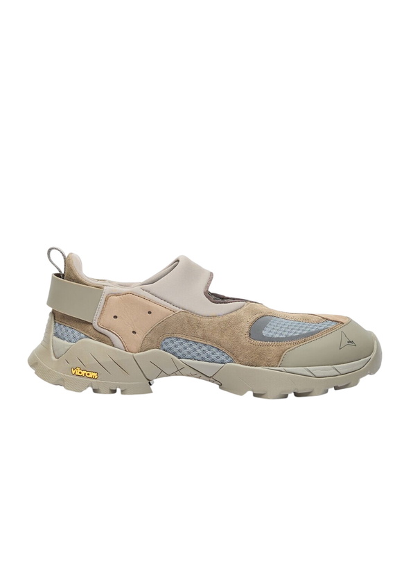 Photo: ROA Rozes Sandals