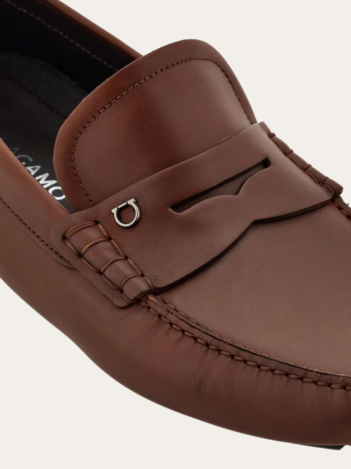 Ferragamo Mens Penny driver in Brown
