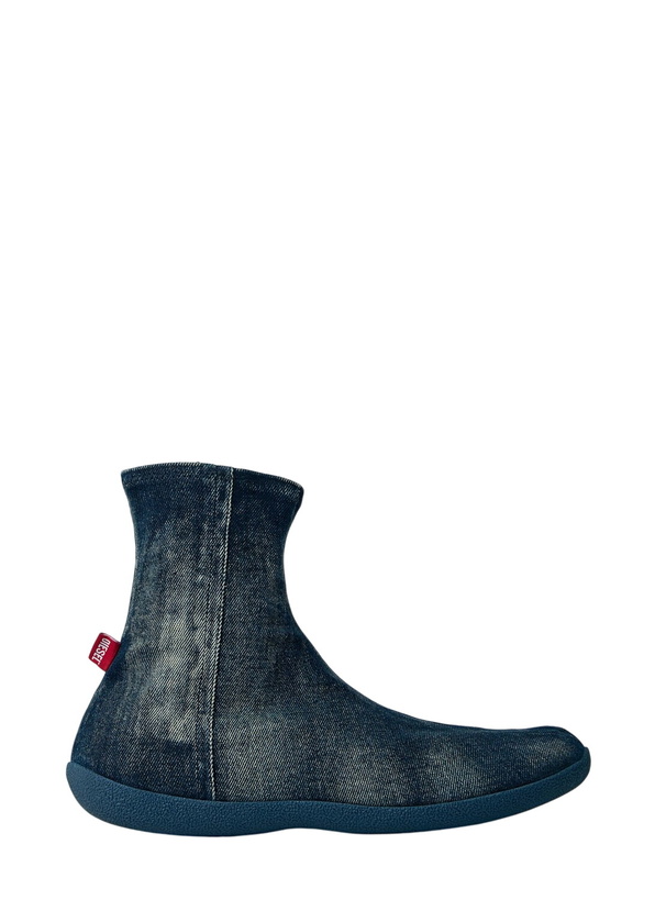 Photo: Diesel D-Shock Bt Boots