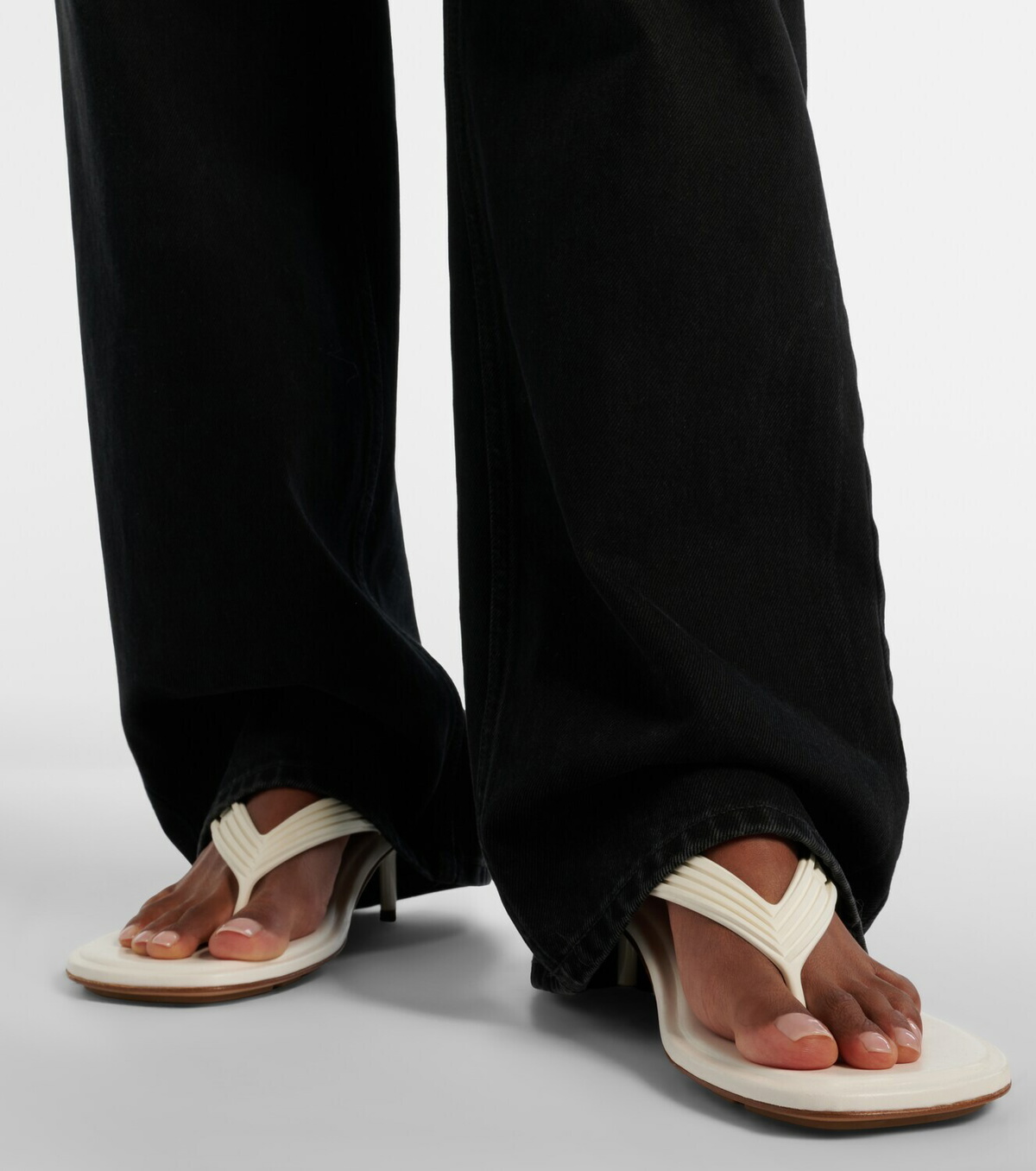 Bottega Veneta Sampieri thong sandals