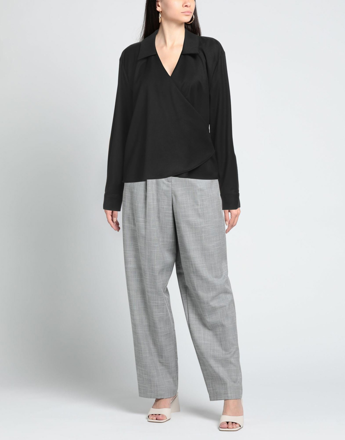 Jijil Womens Top in Black