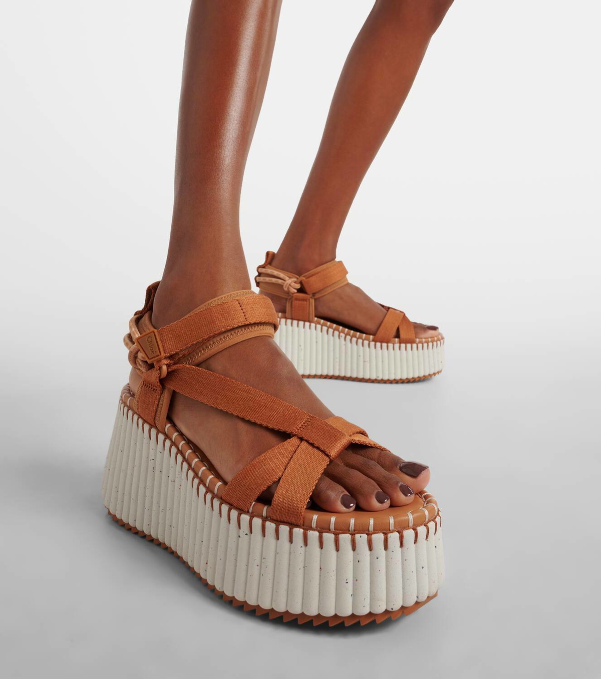 【Chloe】 Nama 80 leather wedge sandals Nama 80 leather wedge sandals in white - Chloe | Mytheresa