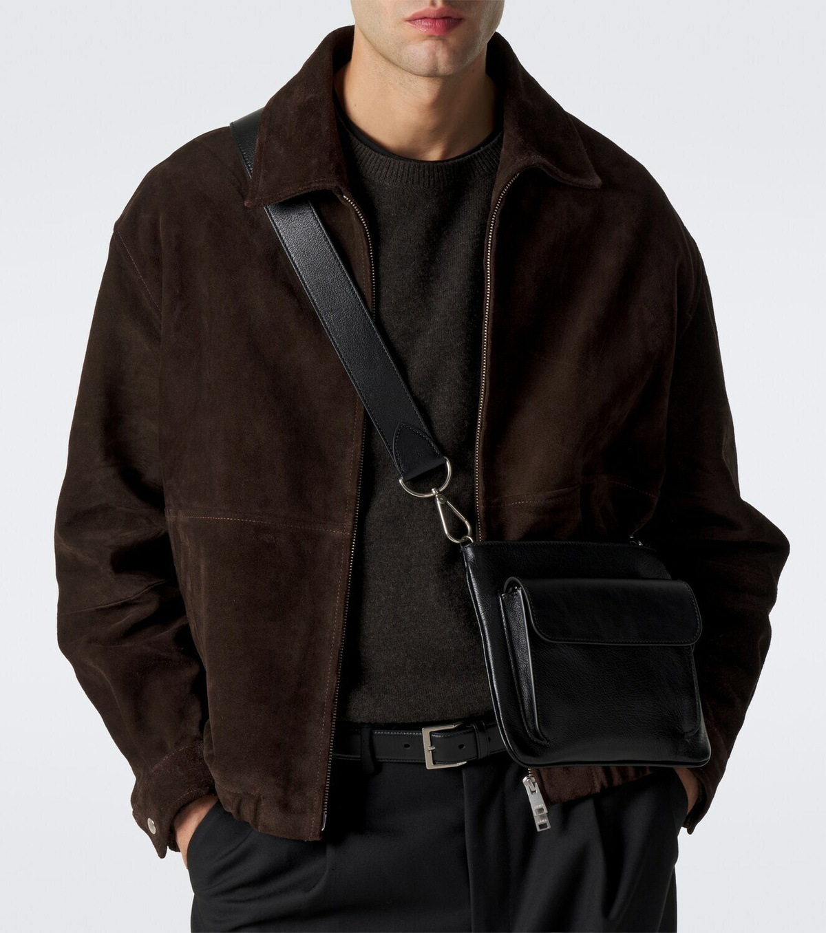 Métier Slide leather messenger bag