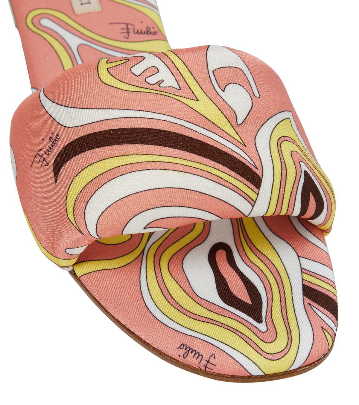 Pucci Printed slides