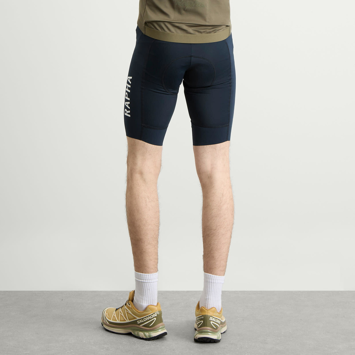 Rapha Men's Pro Team Bib Shorts in Carbon