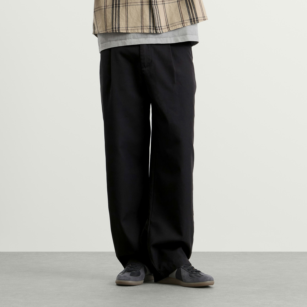 Bound Men's Wide Pleated Trouser in Black