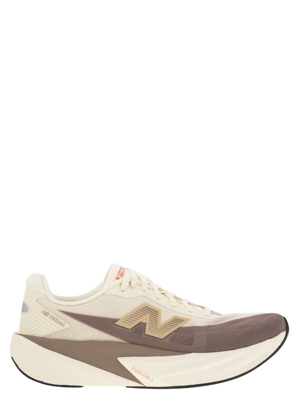 Photo: New Balance Fuelcell Rebel V4 - Sneakers