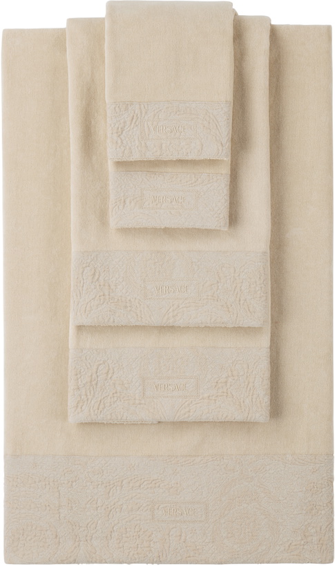 Photo: Versace Beige Barocco Towel Set, 5 pcs
