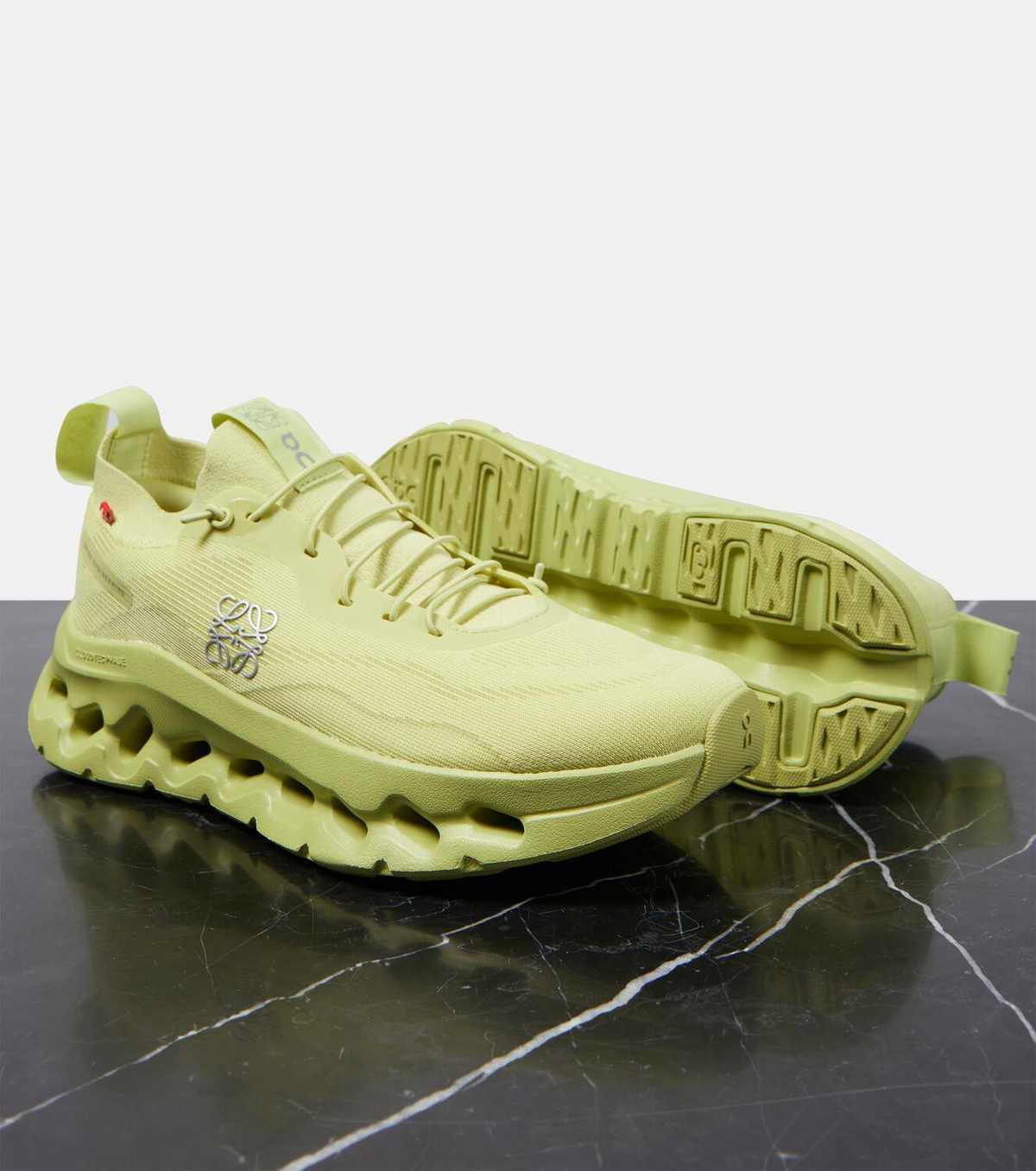 スニーカー LOEWE X On running shoes Cloudtilt Men's Cloudtilt LOEWE | White | On United States