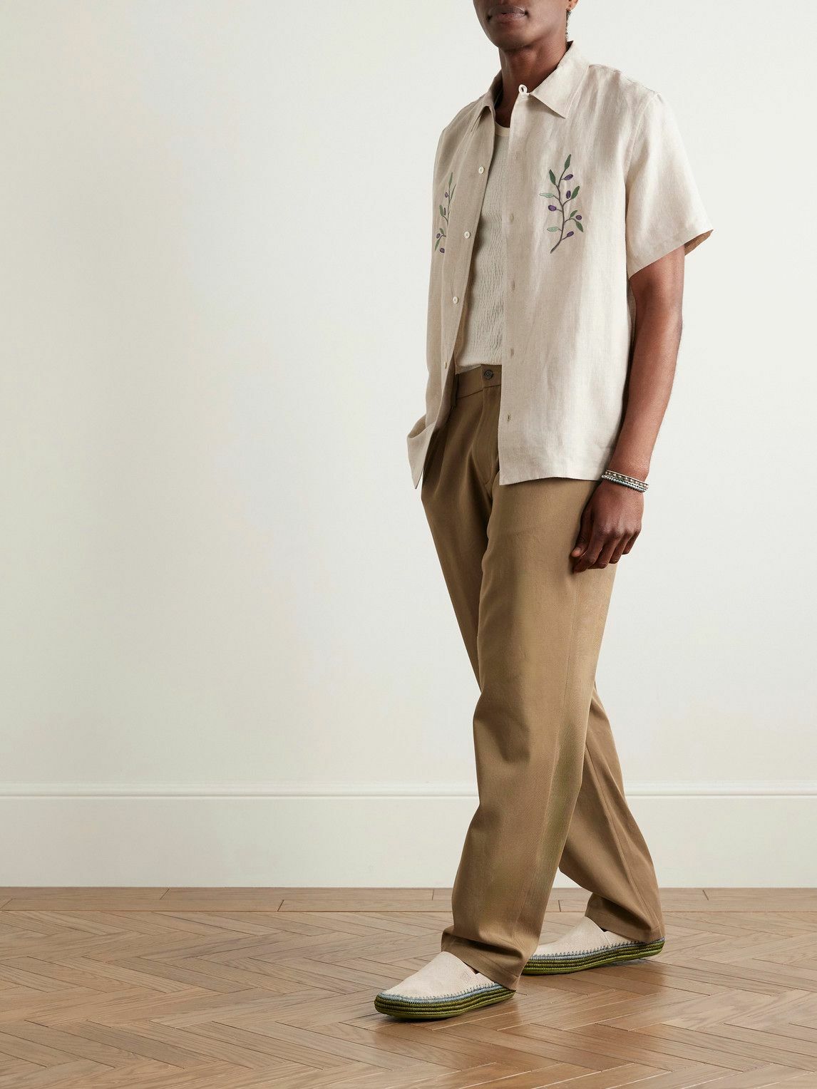 De Bonne Facture - Straight-Leg Pleated Cotton-Twill Trousers - Brown