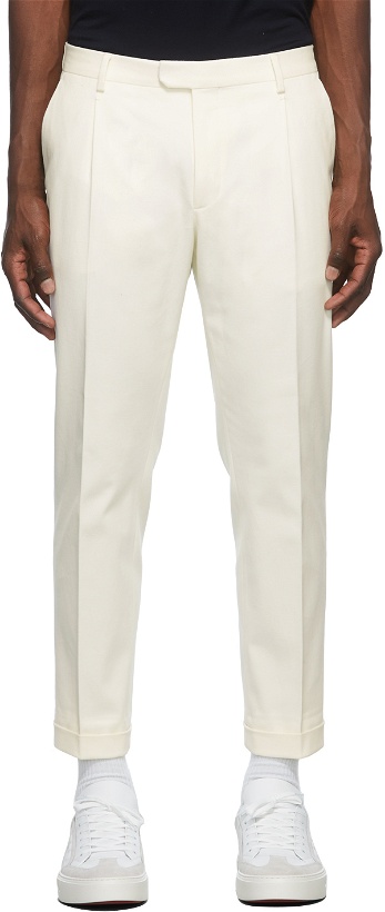 Photo: Z Zegna Off-White Wool Pleated Trousers
