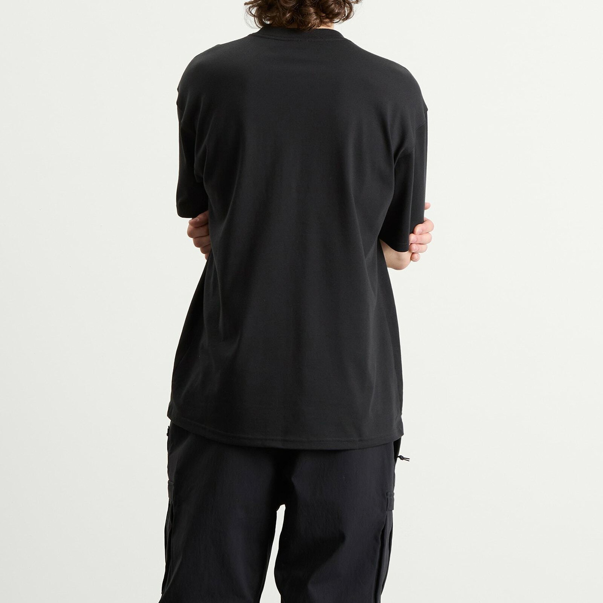 Nike Men's ACG Alien T-Shirt in Black