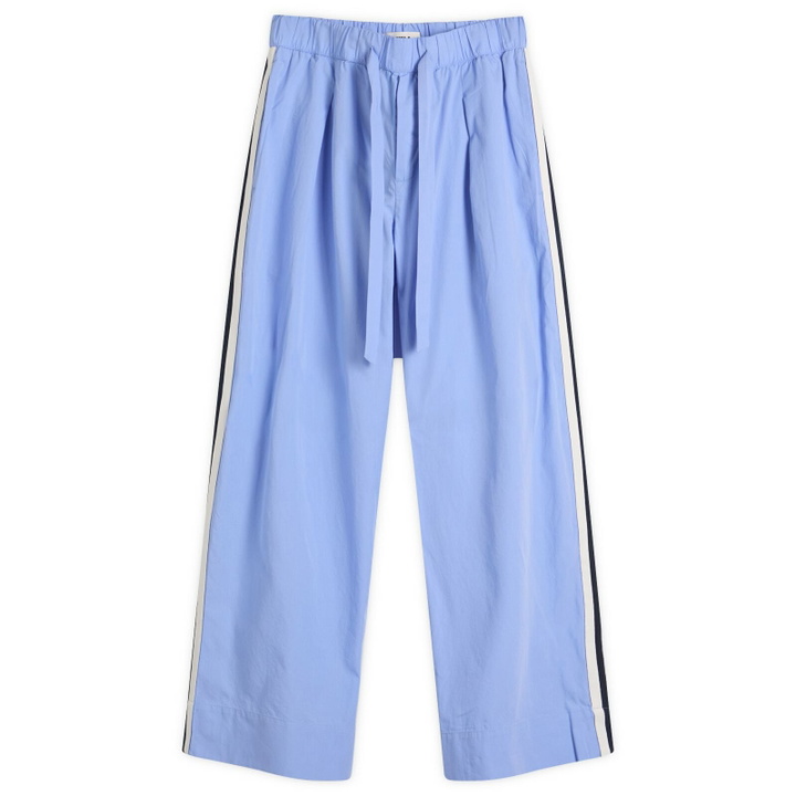 Photo: Tekla Fabrics Poplin Sleep Pant in Cornflower Blue