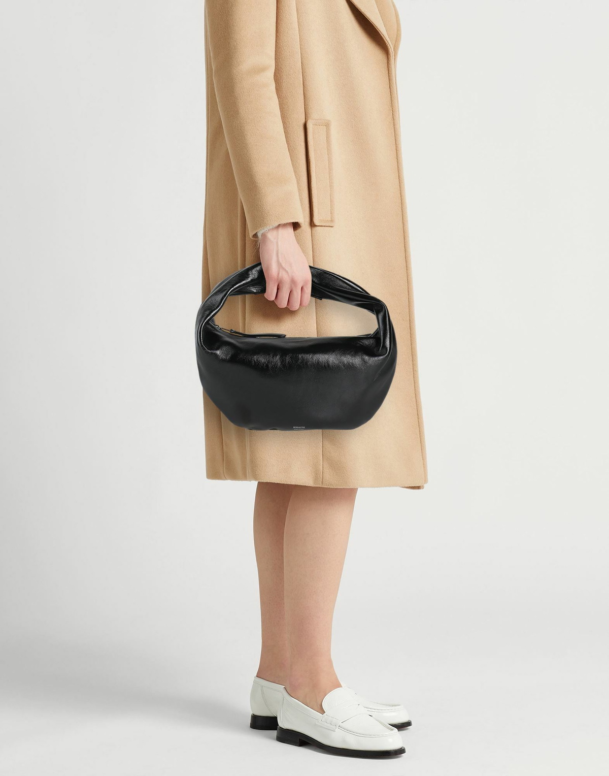 Khaite Womens Handbag in Black