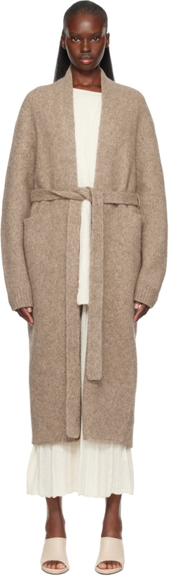 Photo: Lauren Manoogian Beige Loft Robe Coat