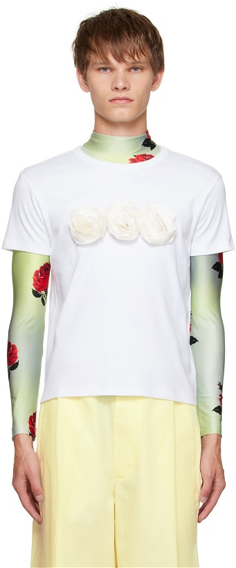 Photo: Meryll Rogge White Floral T-Shirt