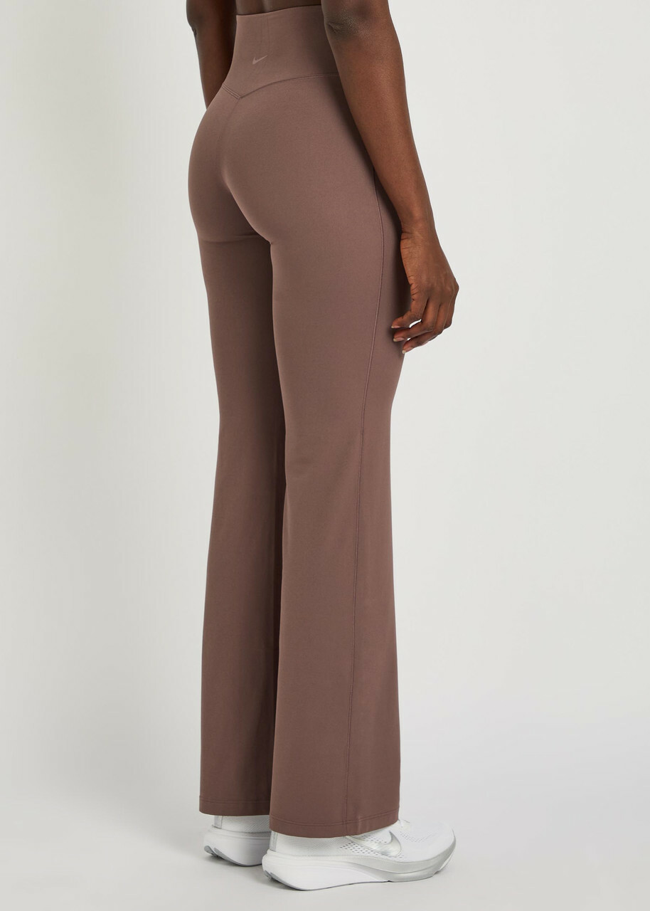 Nike Zenvy Flared-leg Infinasoft Leggings Mauve