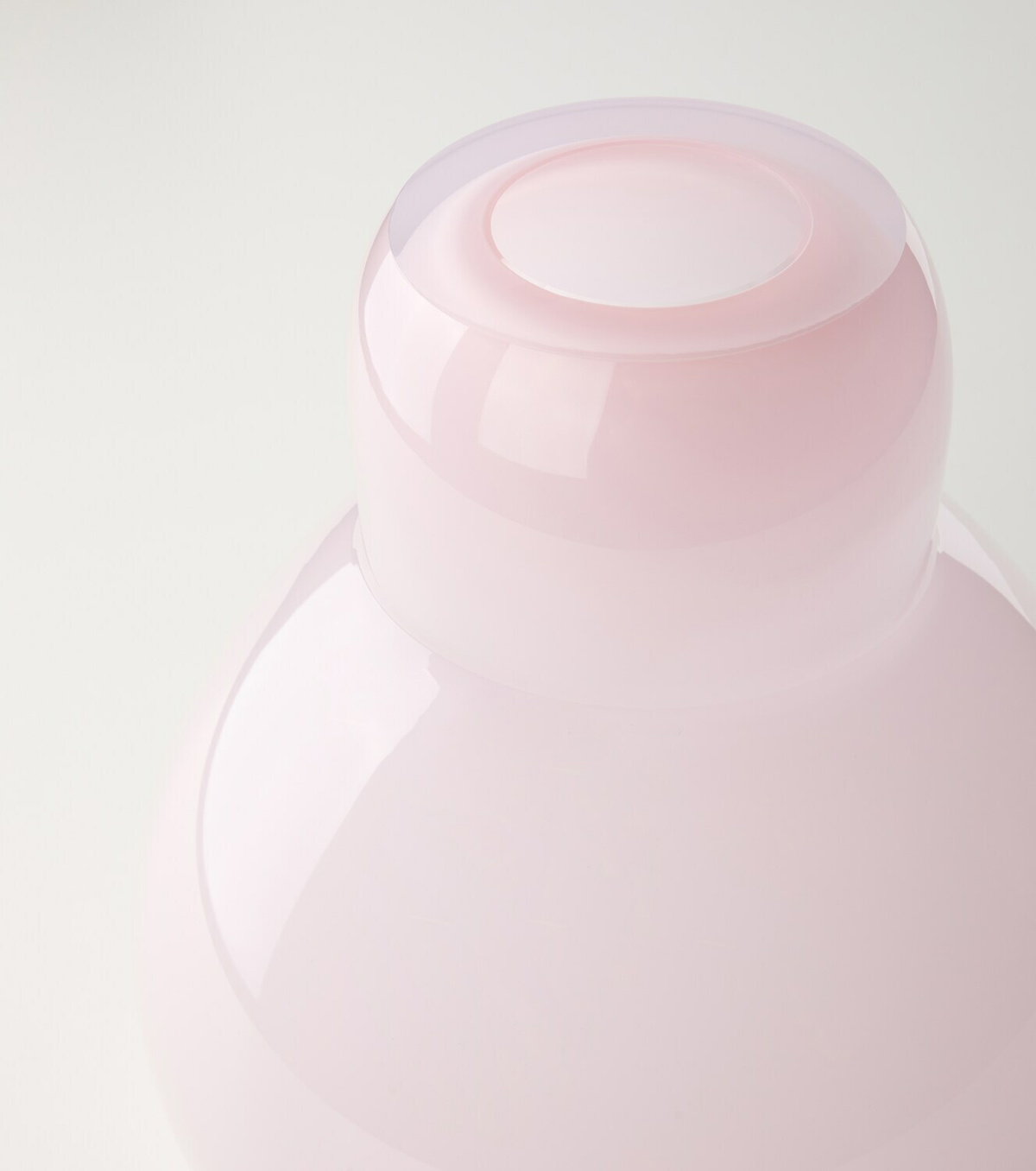 Alexa Lixfeld Spin glass vase