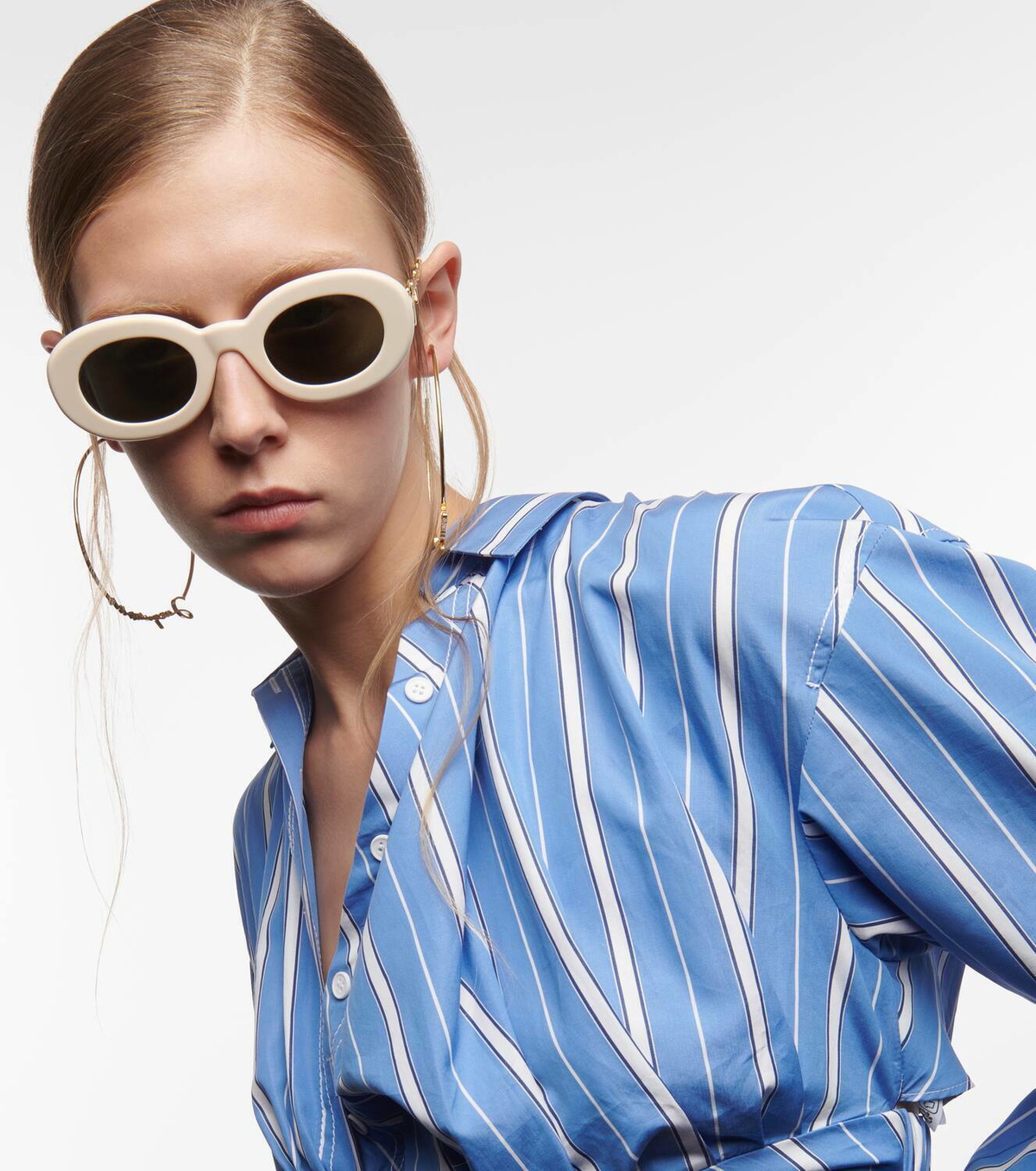 JACQUEMUS ホワイト Les lunettes Ovalo サングラス Jacquemus Les Lunettes Ovalo | TikTok