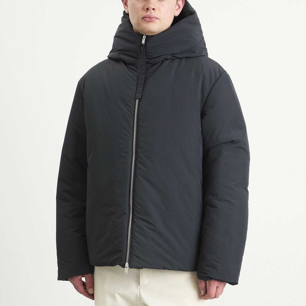 Jil Sander Men's Hooded Down Jacket in Black