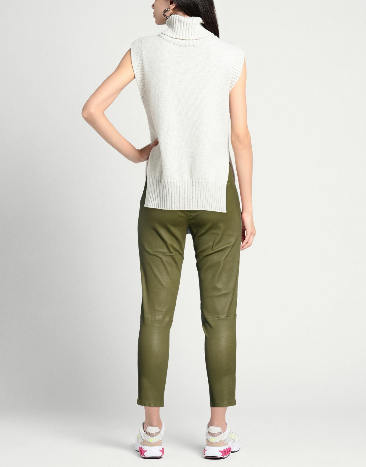 Arma Womens Pants Military in Green