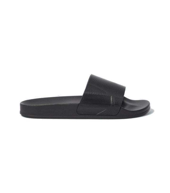 Photo: Frescobol Carioca Humberto leather slides